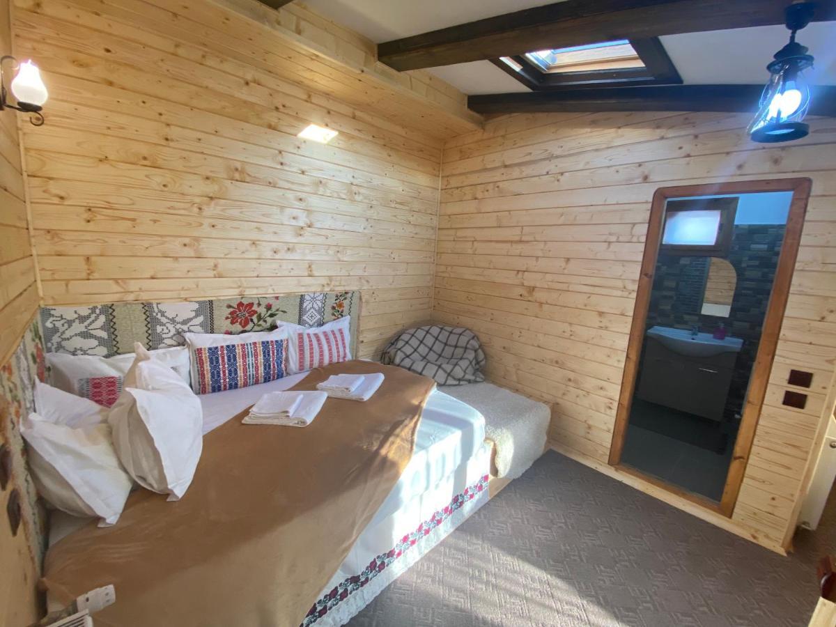 Casuta Din Povesti Hotel Arada Luaran gambar