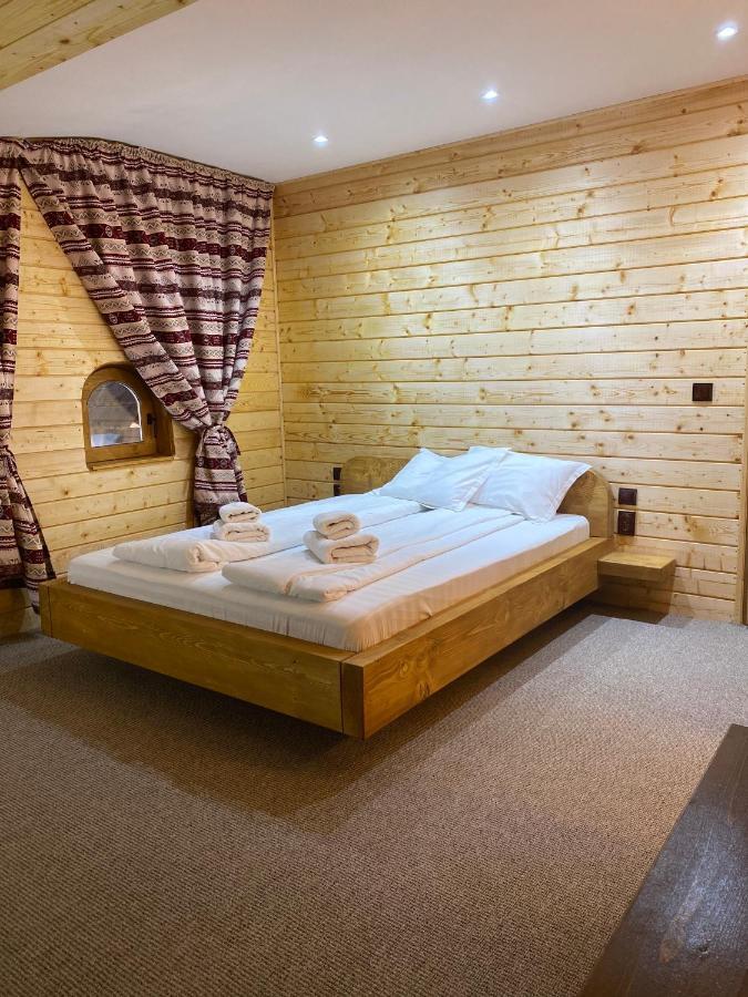 Casuta Din Povesti Hotel Arada Luaran gambar
